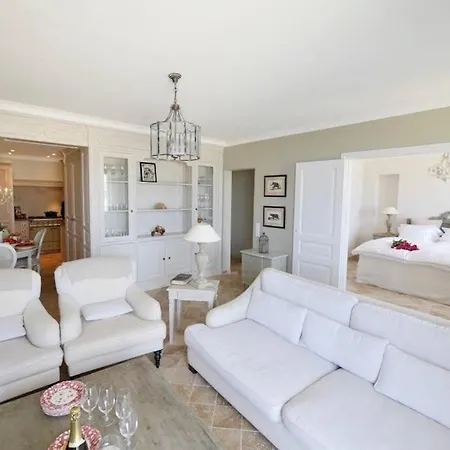 Apartamento Bord De - Ac, Wifi, Chic, Sea View, 2 Minutes Walk Antibes